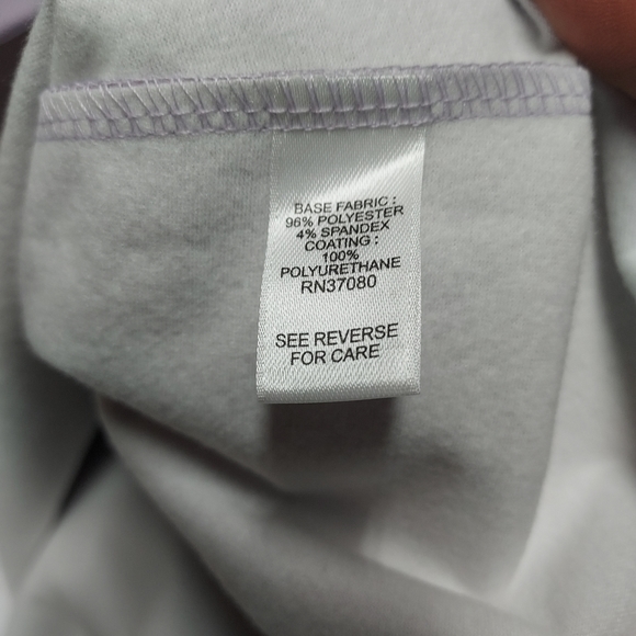 NWT Lavender polyurethane size 18 sporty Top. - Picture 8 of 9